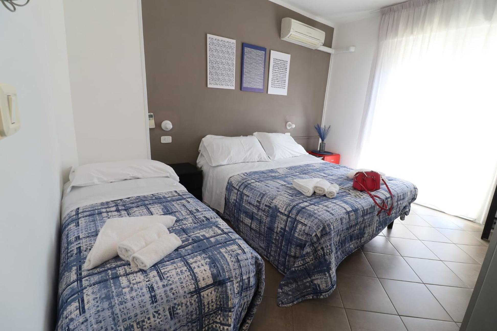 Fasthotel Cervia Bagian luar foto