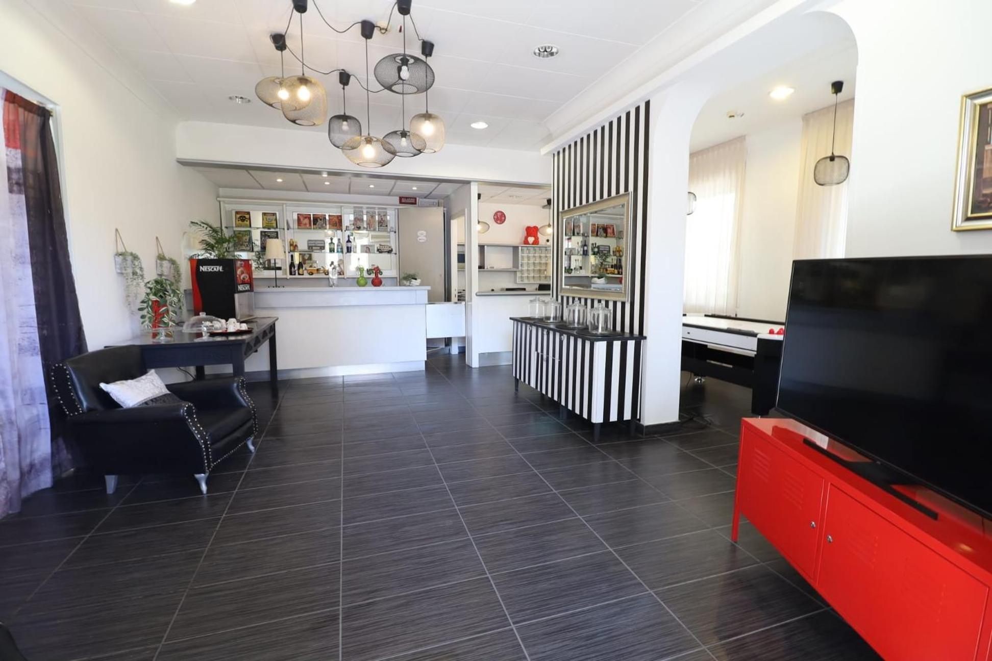 Fasthotel Cervia Bagian luar foto